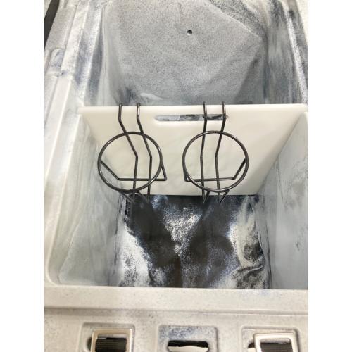 ICELAND COOLER (アイスランドクーラー) クーラーボックス 35QTN グレー