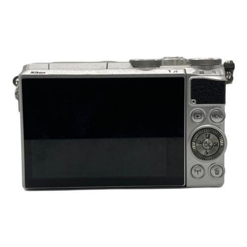 Nikon (ニコン) ミラーレス一眼カメラ 1 J5