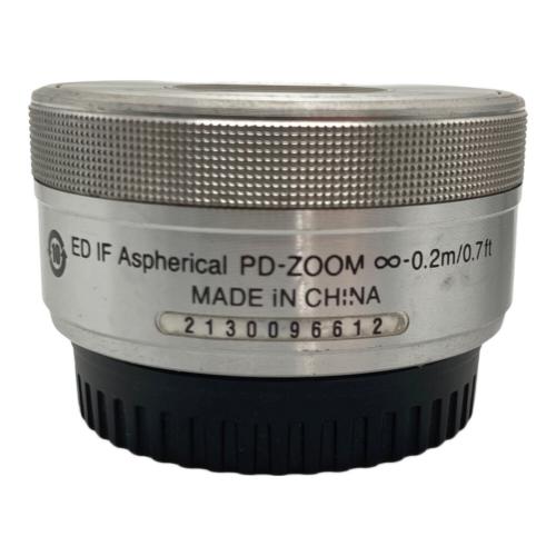 Nikon (ニコン) ミラーレス一眼カメラ 1 J5