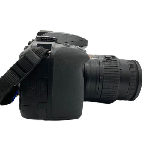 Nikon (ニコン) 一眼レフカメラ D3300