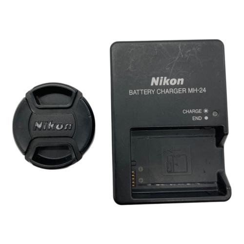 Nikon (ニコン) 一眼レフカメラ D3300