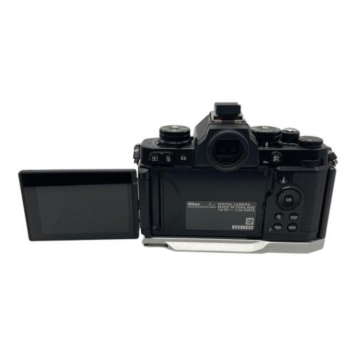 Nikon (ニコン) レンズキットミラーレス一眼カメラ Z fc