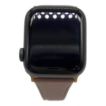 Apple (アップル) Apple Watch SE 充電器付 MYEK2J/A GPS+Cellularモデル ケースサイズ:38㎜ 〇 バッテリー:Aランク(91%) 程度:Bランク H4HG308JQ127