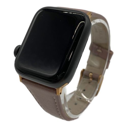 Apple (アップル) Apple Watch SE 充電器付 MYEK2J/A GPS+Cellularモデル ケースサイズ:38㎜ 〇 バッテリー:Aランク(91%) 程度:Bランク H4HG308JQ127