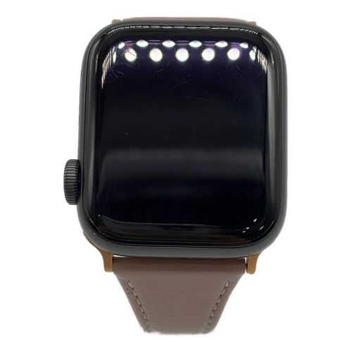 Apple (アップル) Apple Watch SE 充電器付 MYEK2J/A GPS+Cellularモデル ケースサイズ:38㎜ 〇 バッテリー:Aランク(91%) 程度:Bランク H4HG308JQ127