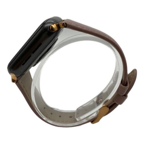 Apple (アップル) Apple Watch SE 充電器付 MYEK2J/A GPS+Cellularモデル ケースサイズ:38㎜ 〇 バッテリー:Aランク(91%) 程度:Bランク H4HG308JQ127