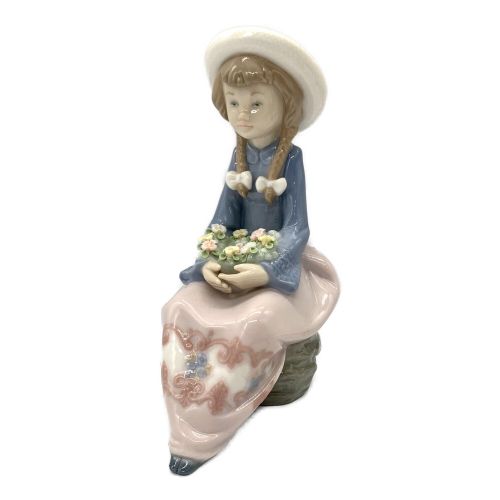 LLADRO リヤドロ 女の子 少女 人形 フィギュリン aq9274 