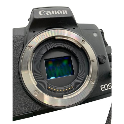 CANON デジタル一眼レフカメラ DS126843 EOS kiss M2 ダブルズームキット 2410万画素 APS-C 専用電池 SDXCカード対応 ISO100～25600 1/4000～30秒 111051000708