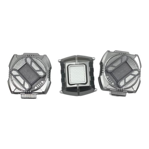 仮面ライダーギーツ (カメンライダーギーツ)  DXデザイアドライバー ハイスペックベルト帯＆レイズバックルホルダー プレミアムバンダイ限定