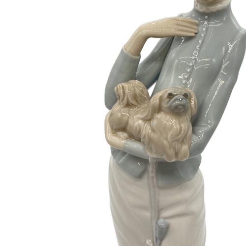 LLADRO (リヤドロ) フィギュアリン 4893 『仔犬とお散歩』