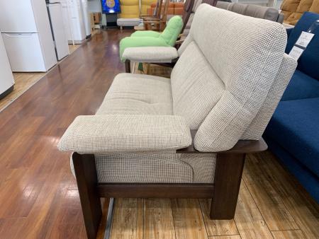 karimoku (カリモク) 2人掛けソファー グレー ファブリック Chitano