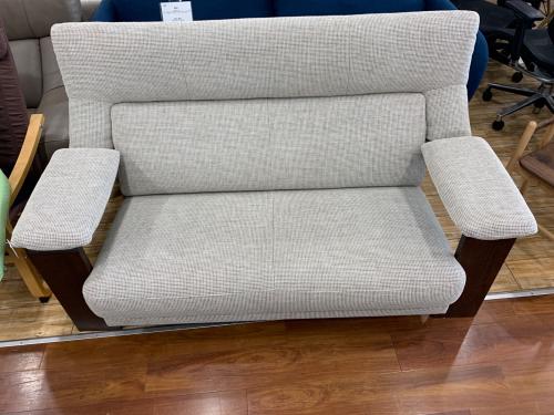 karimoku (カリモク) 2人掛けソファー グレー ファブリック Chitano
