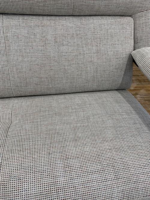 karimoku (カリモク) 2人掛けソファー グレー ファブリック Chitano