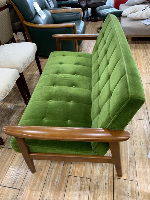 カリモク60 (カリモクロクマル) 2人掛けソファー モケットグリーン 212 Kチェア 2シーター W36173QW ファブリック 100,760円