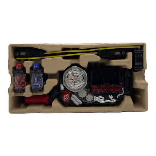 仮面ライダービルド 変身ベルト DXビルドドライバー｜トレファクONLINE