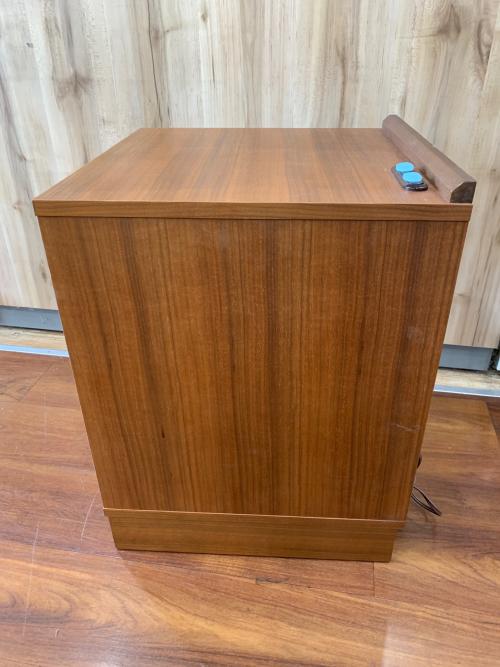 出雲木工 (イズモモッコウ) ナイトテーブル ブラウン