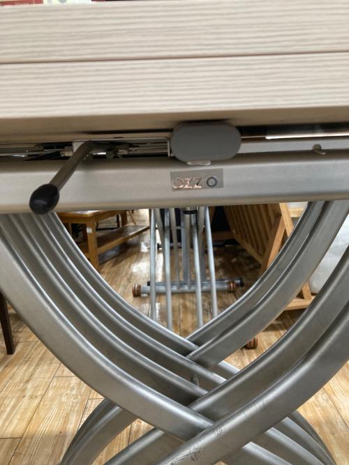 OZZIO ITALIA リフティングテーブル ベージュ×グレー SALISCENDI