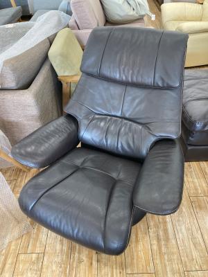 karimoku (カリモク) リクライニングチェアー RU6120K353 ブラック