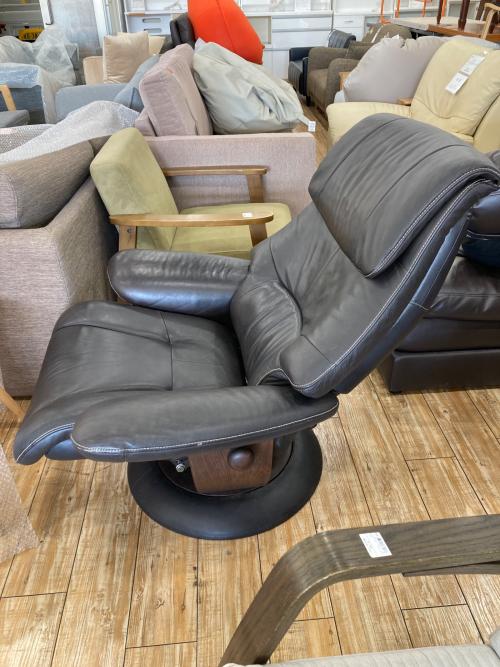 karimoku (カリモク) リクライニングチェアー RU6120K353 ブラック