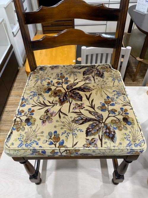 karimoku (カリモク) ダイニングチェアー ブラウン×ベージュ