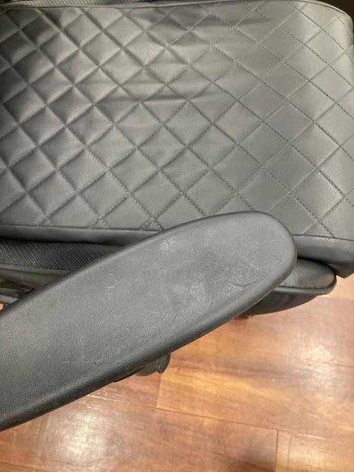 BIOHAZARD×COUGAR ゲーミングチェア ※昇降難有 ブラック