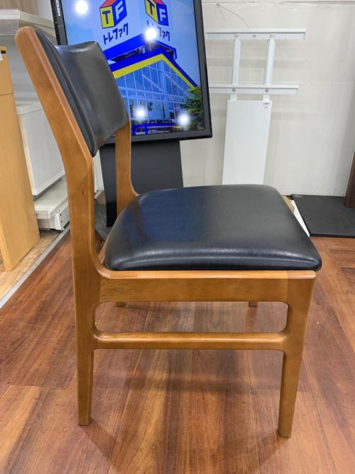 カリモク60+ (カリモクロクマルプラス) アームレスダイニングチェア C36105 174 スタンダードブラック