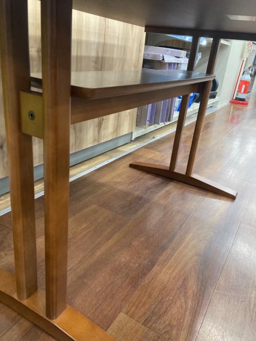 カリモク60+ (カリモクロクマルプラス) カフェテーブル T36420 265 ウォールナット色