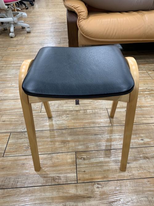 IDC大塚家具 (アイディーシーオオツカカグ) スツール NO.202 ブラック×ナチュナル