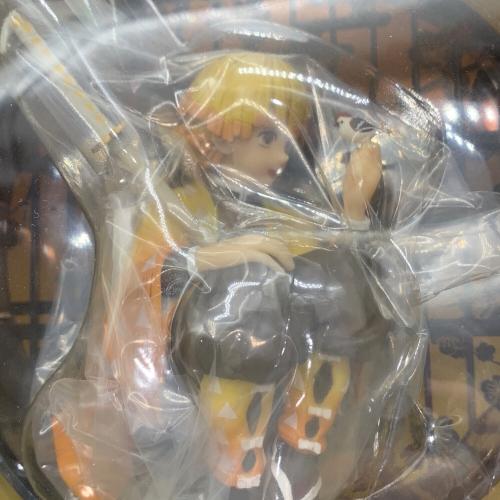 鬼滅の刃 (キメツノヤイバ) 我妻善逸 LAYER SCAPE フィギュア 一番くじ
