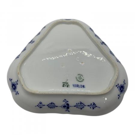 ROYAL COPENHAGEN (ロイヤル・コペンハーゲン) トライアングルプレート