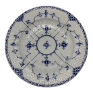 ROYAL COPENHAGEN (ロイヤル・コペンハーゲン) プレート 26cm ブルーフルーテッド・ハーフレース