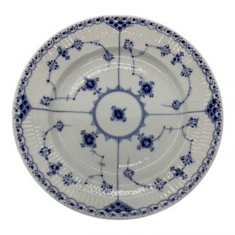 ROYAL COPENHAGEN (ロイヤル・コペンハーゲン) 22cmプレート ブルーフルーテッド・ハーフレース