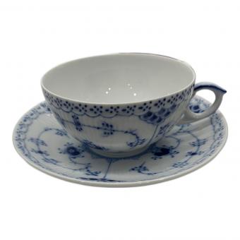 ROYAL COPENHAGEN (ロイヤル・コペンハーゲン) カップ&ソーサー ブルーフルーテッド・ハーフレース
