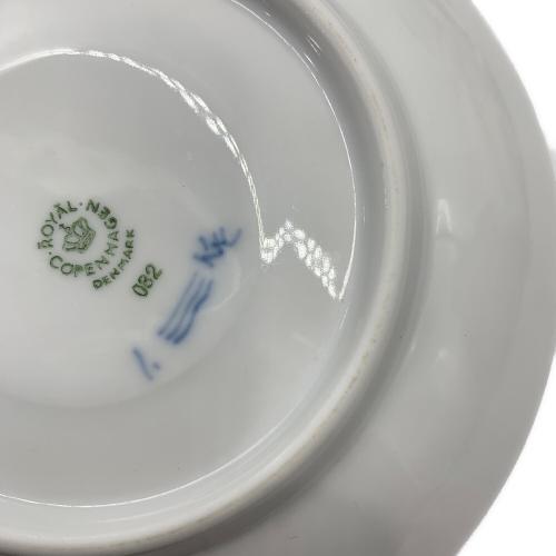 ROYAL COPENHAGEN (ロイヤル・コペンハーゲン) カップ&ソーサー ブルーフルーテッド・ハーフレース
