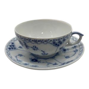 ROYAL COPENHAGEN (ロイヤル・コペンハーゲン) カップ&ソーサー ブルーフルーテッド・ハーフレース
