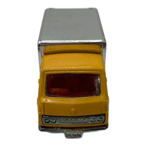 TOMY (トミー) 黒箱 ハイエース 日通冷凍車 トミカ