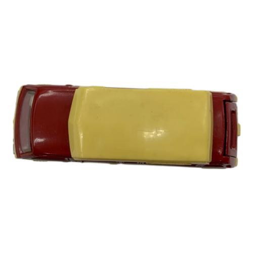 TOMY (トミー) 黒箱 ハイエース コミューターキャンピングカー トミカ