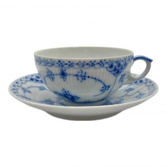 ROYAL COPENHAGEN (ロイヤル・コペンハーゲン) ティーカップ&ソーサー ブルーフルーテッド・ハーフレース