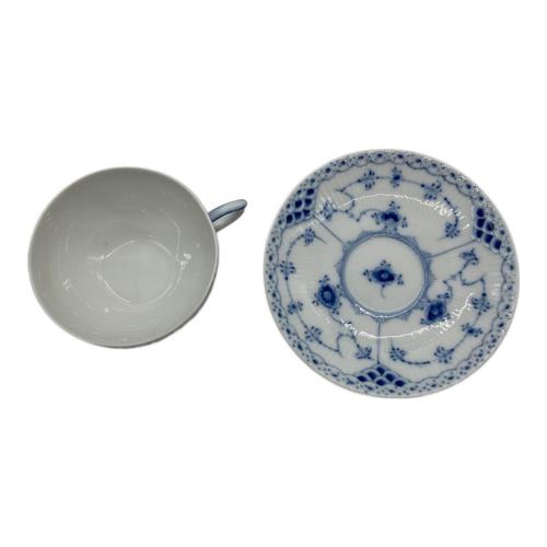 ROYAL COPENHAGEN (ロイヤル・コペンハーゲン) ティーカップ&ソーサー ブルーフルーテッド・ハーフレース