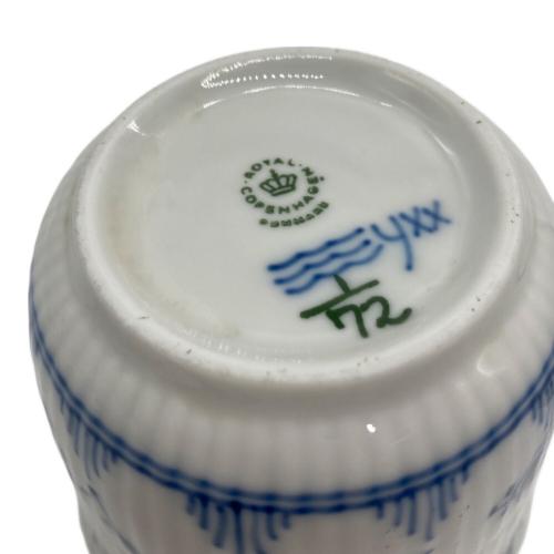 ROYAL COPENHAGEN (ロイヤル・コペンハーゲン) カップ&ソーサー ハイハンドル ブルーフルーテッド・プレイン