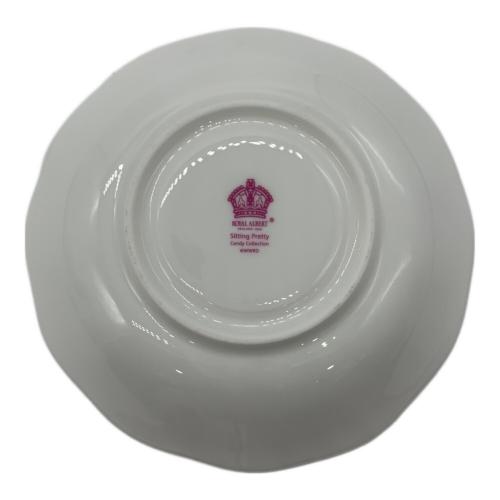 ROYAL ALBERT (ロイヤルアルバート) カップ&ソーサー・プレートセット シッティング・プリティ・ROYAL ALBERT 100周年 キャンディー・コレクション