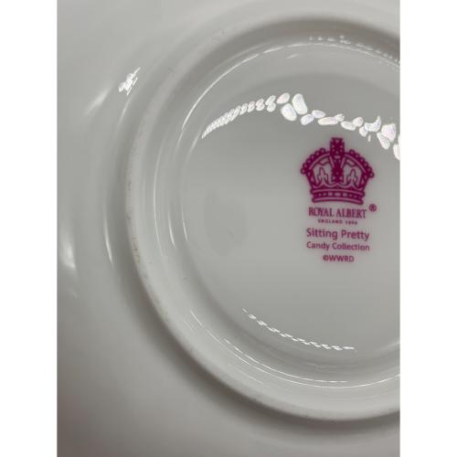 ROYAL ALBERT (ロイヤルアルバート) カップ&ソーサー・プレートセット シッティング・プリティ・ROYAL ALBERT 100周年 キャンディー・コレクション