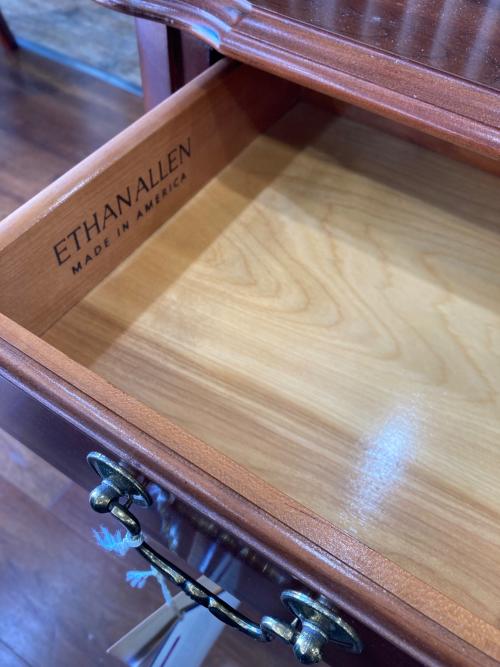 ETHAN ALLEN (イーセンアーレン) コンソールテーブル ブラウン