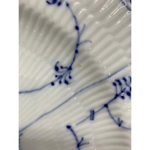 ROYAL COPENHAGEN (ロイヤル・コペンハーゲン) プレート 26cm カケ・凹み・キズアリ有 ブルーフルーテッド・ハーフレース