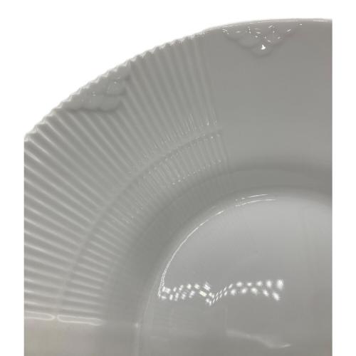 ROYAL COPENHAGEN (ロイヤル・コペンハーゲン) 深皿 604 ホワイトフルーテッド