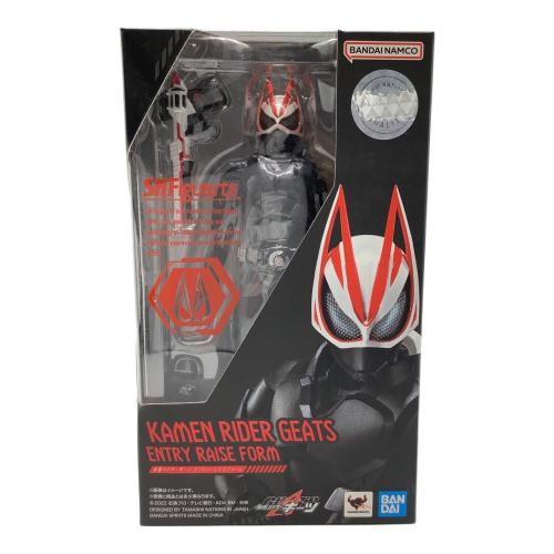 BANDAI (バンダイ) 仮面ライダー S.H.Figuarts 仮面ライダーギーツ エントリーレイズフォーム