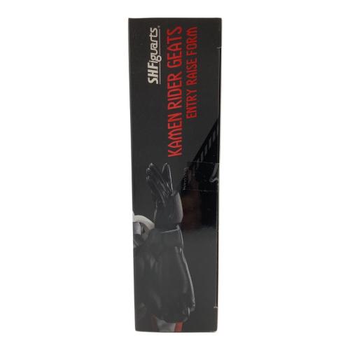 BANDAI (バンダイ) 仮面ライダー S.H.Figuarts 仮面ライダーギーツ エントリーレイズフォーム