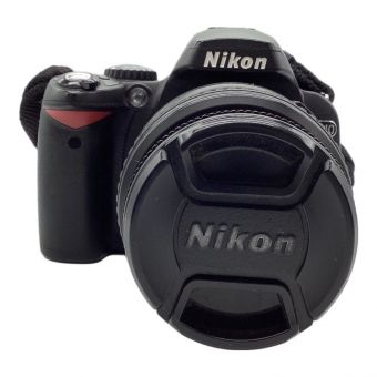 Nikon (ニコン) デジタル一眼レフカメラ D40 624万画素(総画素) APS-C 専用電池 SDHCカード対応 ISO200～1600 2045485