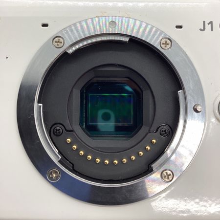 Nikon (ニコン) ミラーレス一眼カメラ ダブルズームキット 1 J1 1010万
