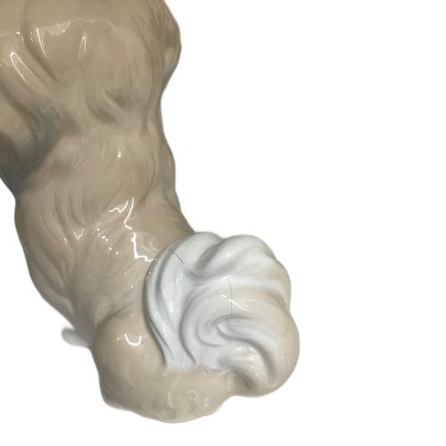 LLADRO (リヤドロ) フィギュリン 4641 皇帝の抱き犬
